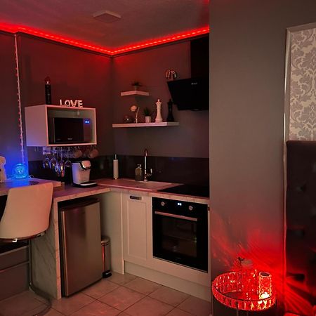 Saint-Léonard « Le Boudoir D'Elodie » Le Spa Romantique מראה חיצוני תמונה
