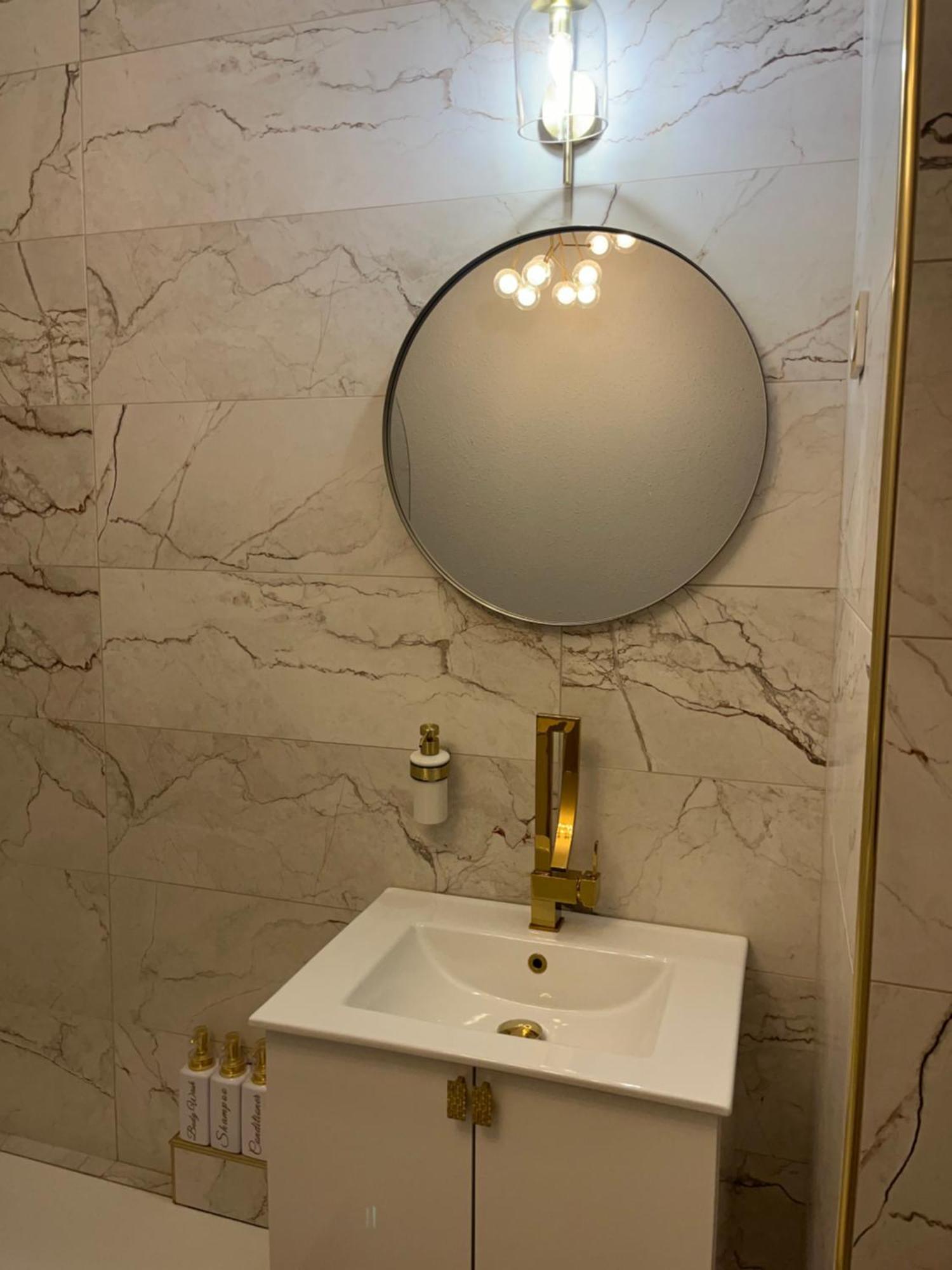 Saint-Léonard « Le Boudoir D'Elodie » Le Spa Romantique מראה חיצוני תמונה